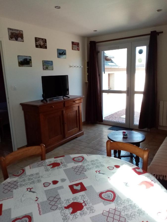 Gite Marguerite Les Moitiers-en-Bauptois Exteriör bild